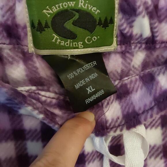Narrow River Trading Co purple and white XL pajama pants - Picture 4 of 6